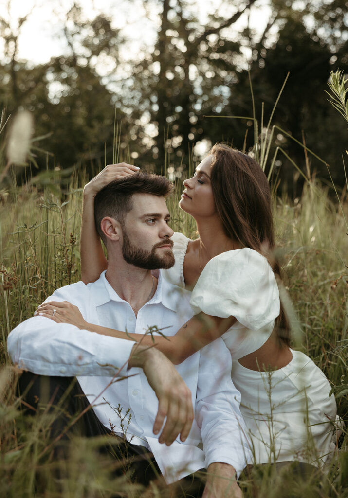 Stylish Outdoor Couples Photos